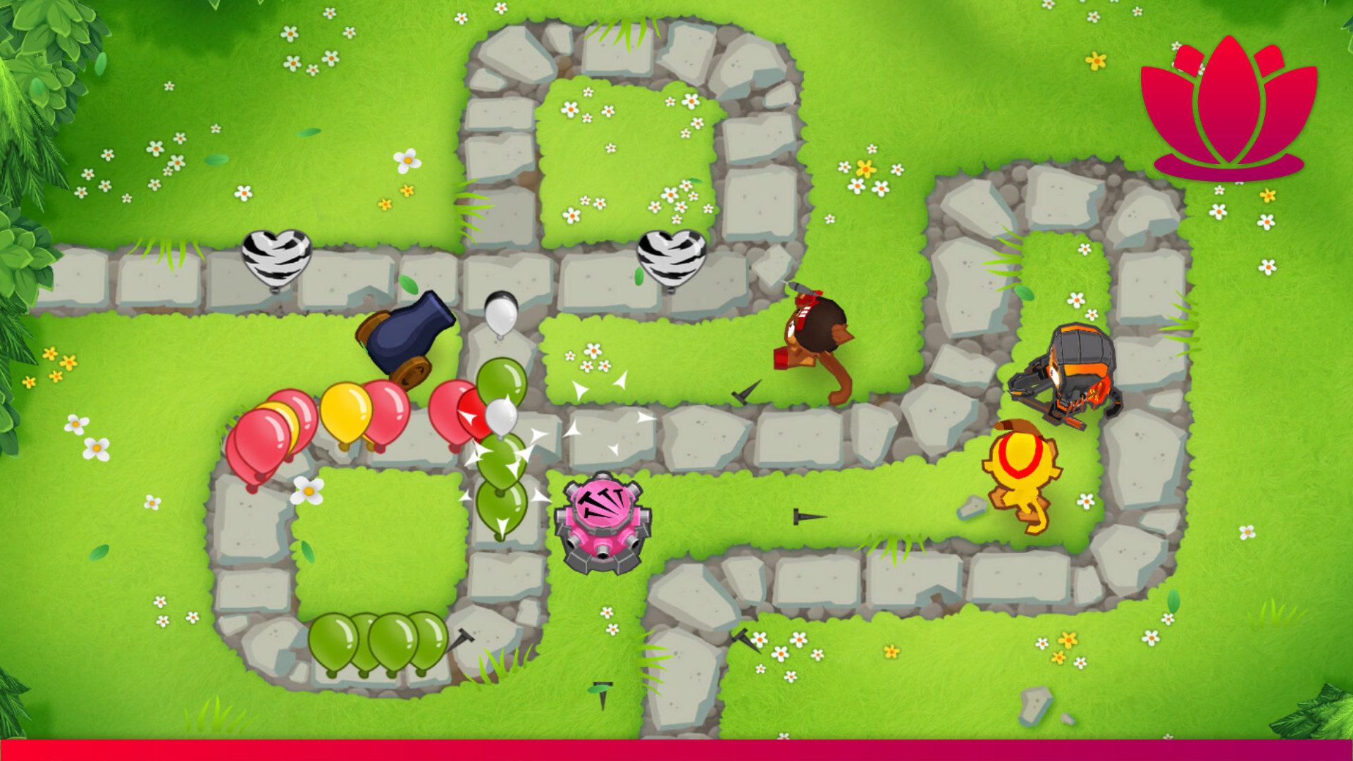 Bloons Tower Defense 6 screenshot showing field map with an active match.